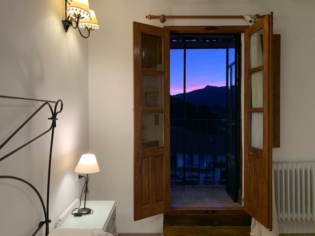 Hotel El Jardin Del Laurel Candelario Zewnętrze zdjęcie